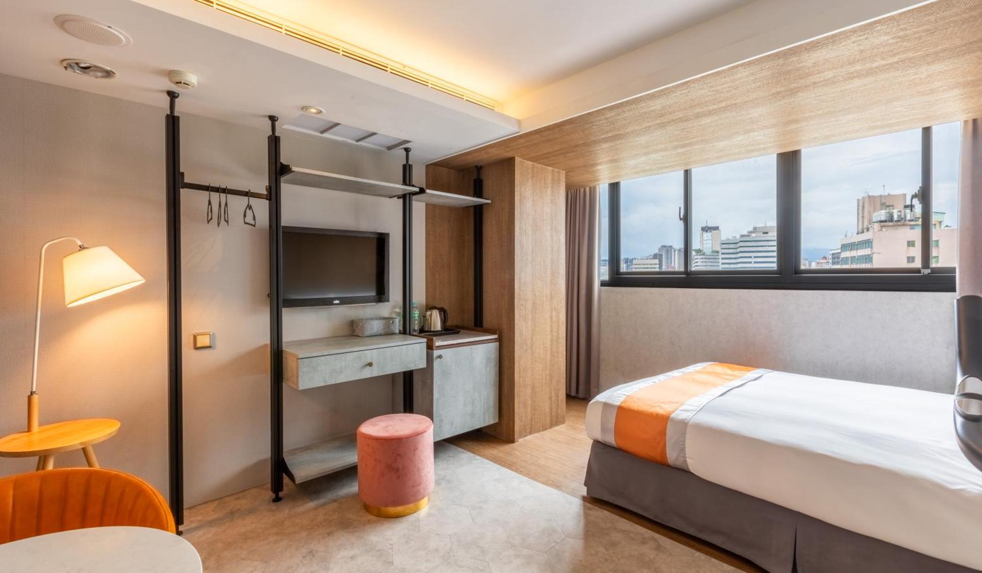 Ren Mei Fashion Hotel Тайджун Стая снимка