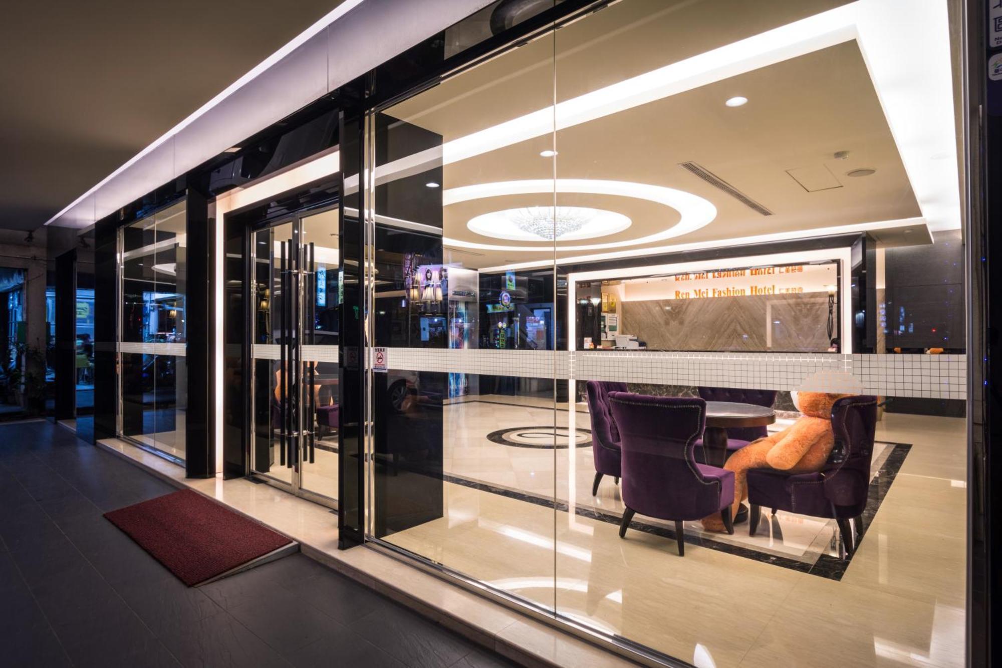 Ren Mei Fashion Hotel Тайджун Екстериор снимка