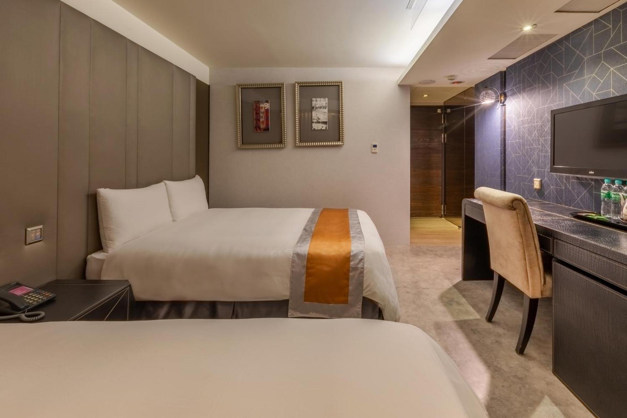 Ren Mei Fashion Hotel Тайджун Стая снимка